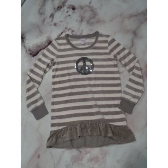 New Circo Girls XL 14/16 velour top - Picture 1 of 4